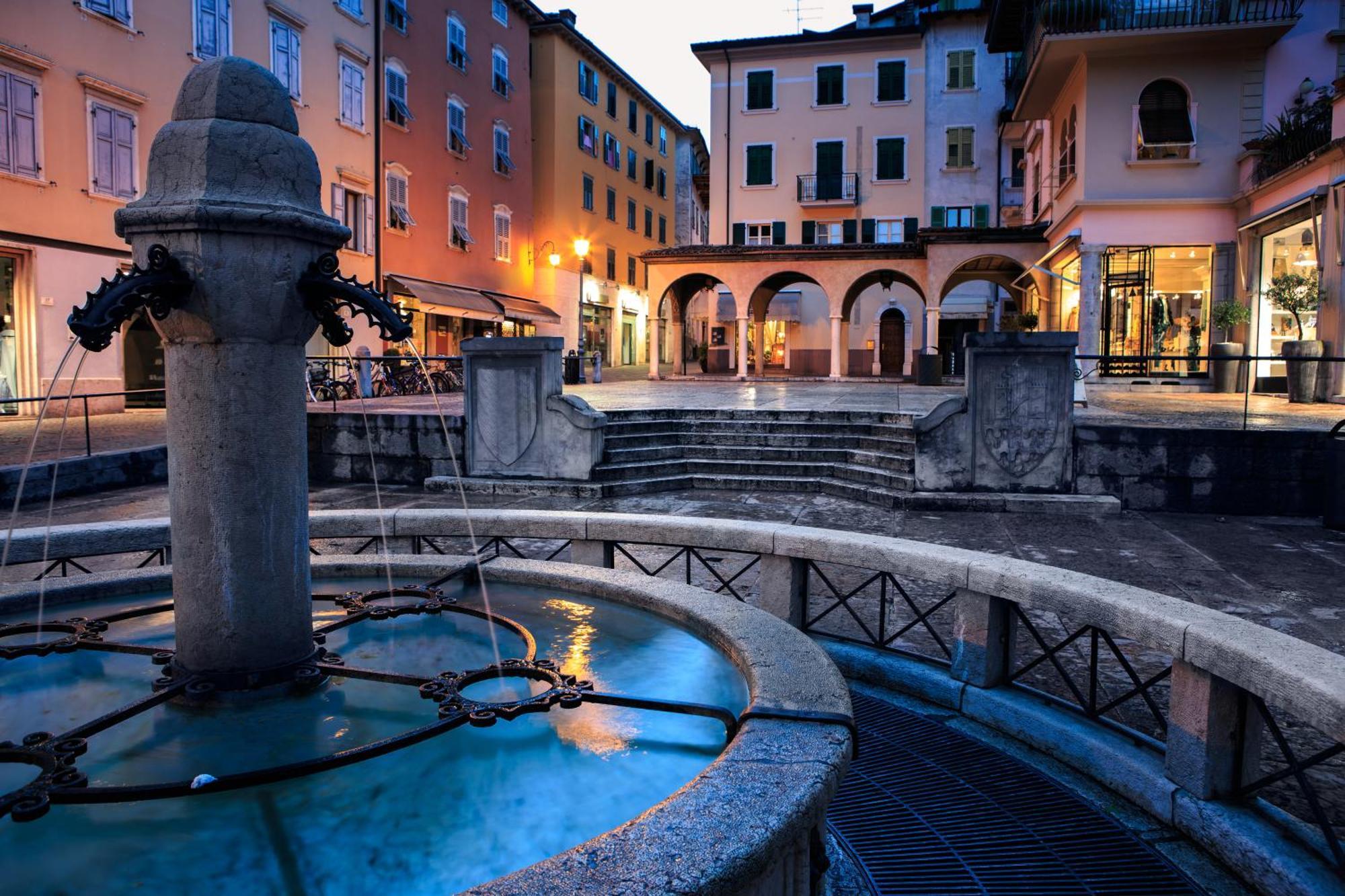 Residenza Rocca Del Lago - Happy Rentals Riva del Garda Exterior photo