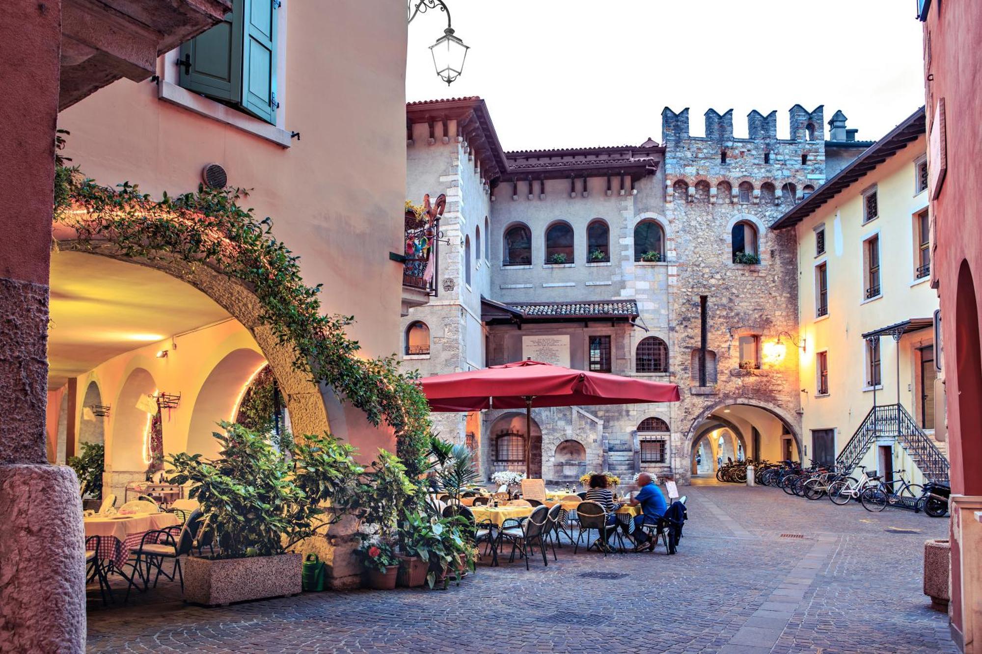 Residenza Rocca Del Lago - Happy Rentals Riva del Garda Exterior photo